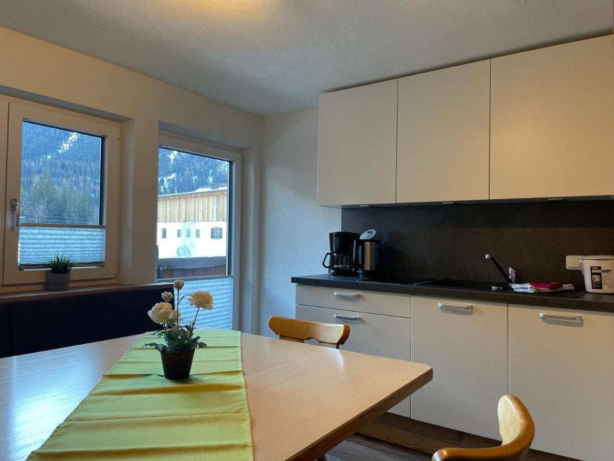 Ferienwohnungen Haus Bergflora Bach  Εξωτερικό φωτογραφία